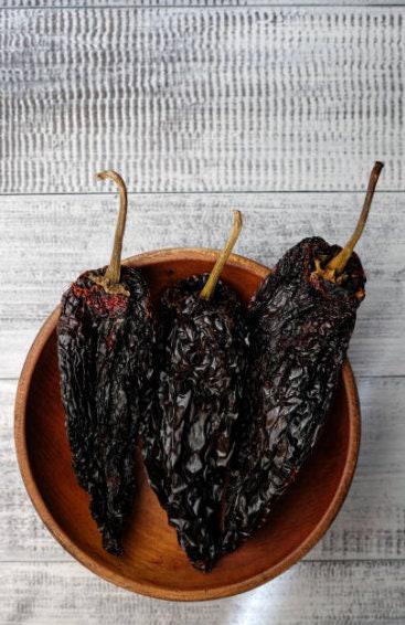 Mulato Isleno/Chocolate Poblano Heirloom Hot Pepper Seeds